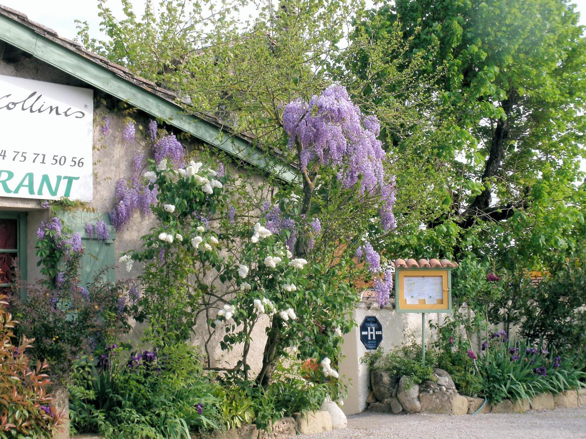 L'Auberge Des Collines Granges-les-Beaumont Exterior photo